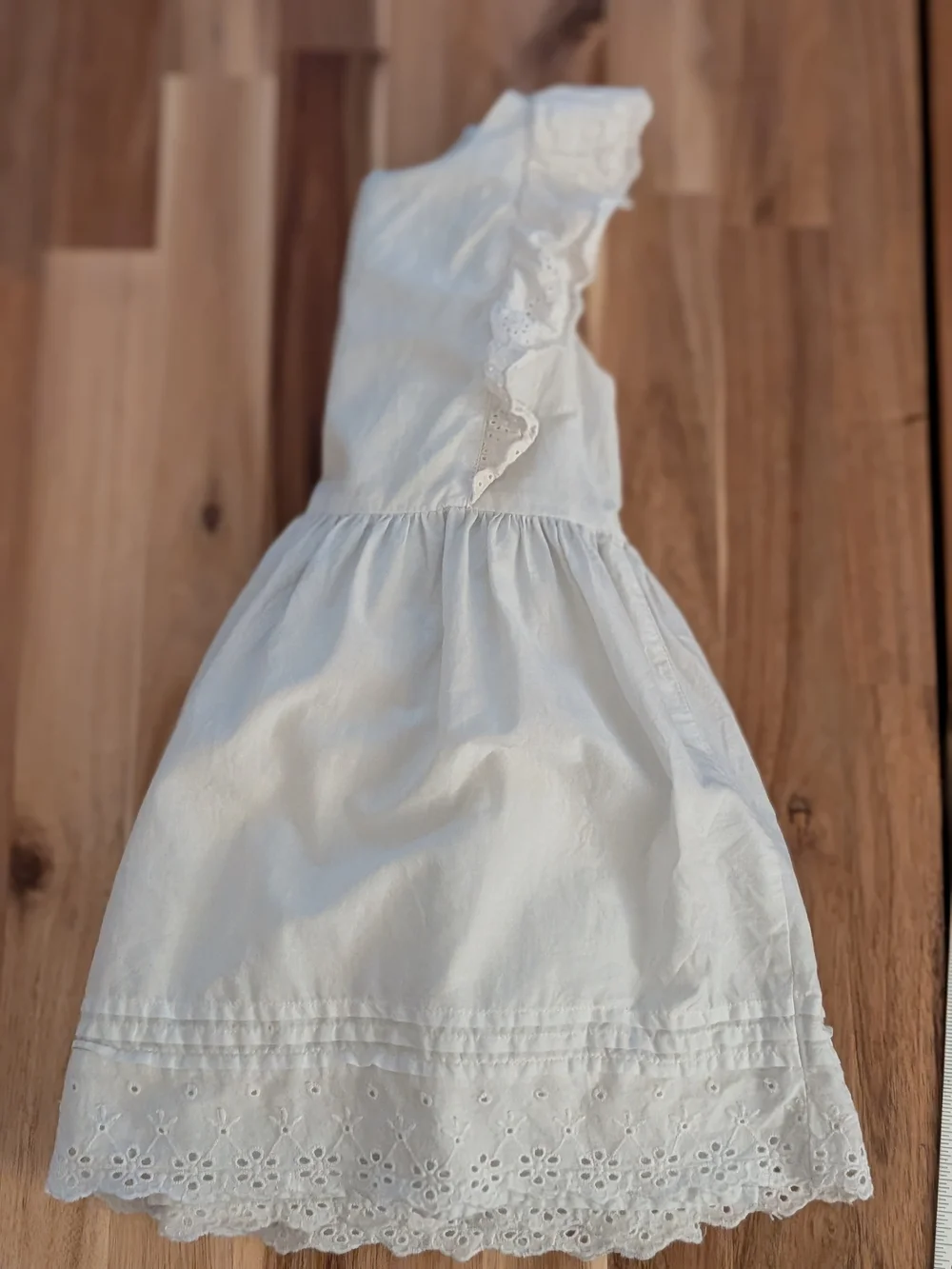 White Eyelet Flutter-Sleeve Kids Dress